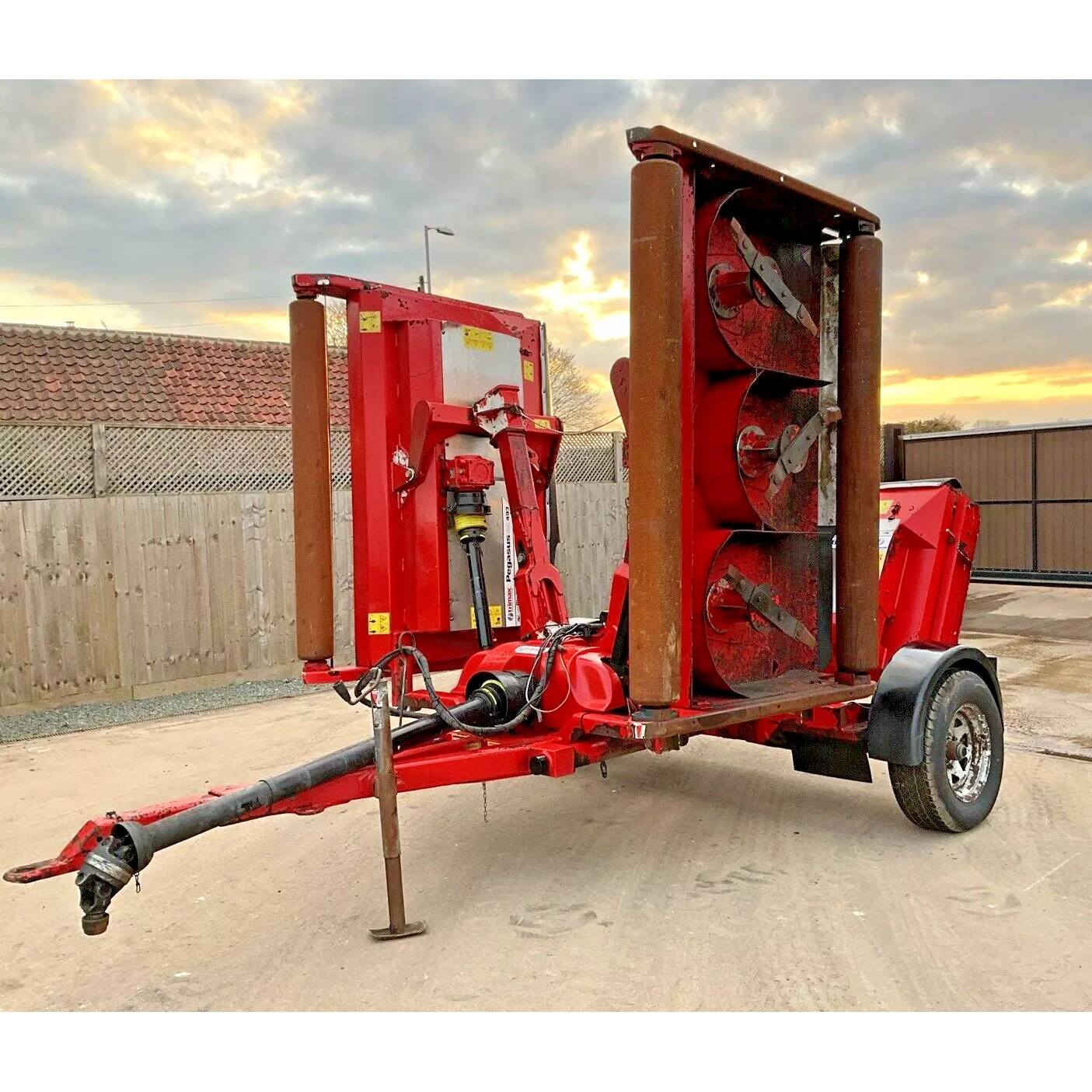 2017 TRIMAX PEGASUS S4 493 TRAILED BATWING WIDE AREA FINISHING MOWER FOR TRACTOR